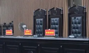 Phi vụ lừa 'chạy án' giá 10 tỷ đồng cho đại gia đất mỏ Phi vụ lừa 'chạy án' giá 10 tỷ đồng cho đại gia đất mỏ