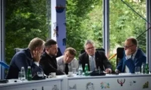 Ông Zelensky và 4 lãnh đạo châu Âu cùng điện đàm với ông Trump
