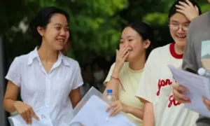 Đề và gợi ý đáp án môn Địa lý thi tốt nghiệp THPT 2025 Đề và gợi ý đáp án môn Địa lý thi tốt nghiệp THPT 2025