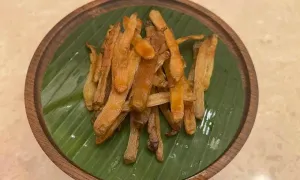 Sá sùng nướng - món ăn vặt cho khách nhà giàu đến Quan Lạn Sá sùng nướng - món ăn vặt cho khách nhà giàu đến Quan Lạn