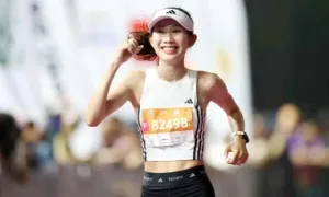 Khánh Ly - bóng hồng điền kinh đi lên từ nước mắt tuổi thơ