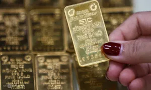 Giá vàng miếng lên sát 129 triệu đồng Giá vàng miếng lên sát 129 triệu đồng