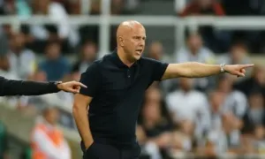 Slot: 'Liverpool không nên lãng mạn hóa chức vô địch'
