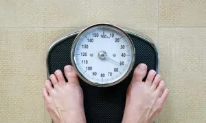 Thưởng tiền cho nhân viên giảm cân