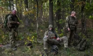 Binh sĩ Ukraine 'nhận phụ cấp chiến đấu, đi bán bánh cho vợ cấp trên'