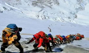 Leo Everest nguy hiểm thế nào