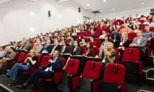 RMIT cùng chuyên gia thúc đẩy chăm sóc sức khỏe, an toàn học đường