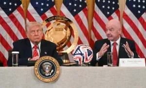 Ông Trump: 'Chủ tịch FIFA sẽ phải làm theo lời tôi'