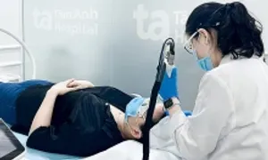 Làm mờ sẹo bằng laser