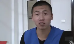 Bộ mặt thật của 'bạn trai tận tụy nhất Trung Quốc'