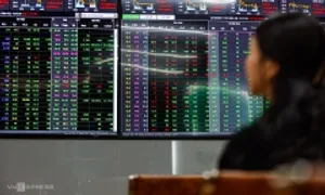 Thanh khoản chứng khoán xuống thấp