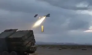 Trung Quốc diễn tập phóng phi cơ giống UAV tự sát Iran