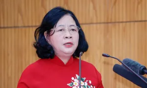 Bà Bùi Thị Minh Hoài làm Bí thư Đảng ủy Mặt trận Tổ quốc